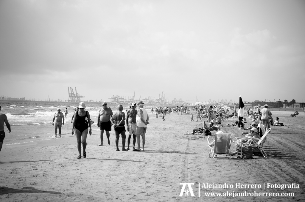 2014-08-09-Playa-Patacona-Valencia-046-BW3